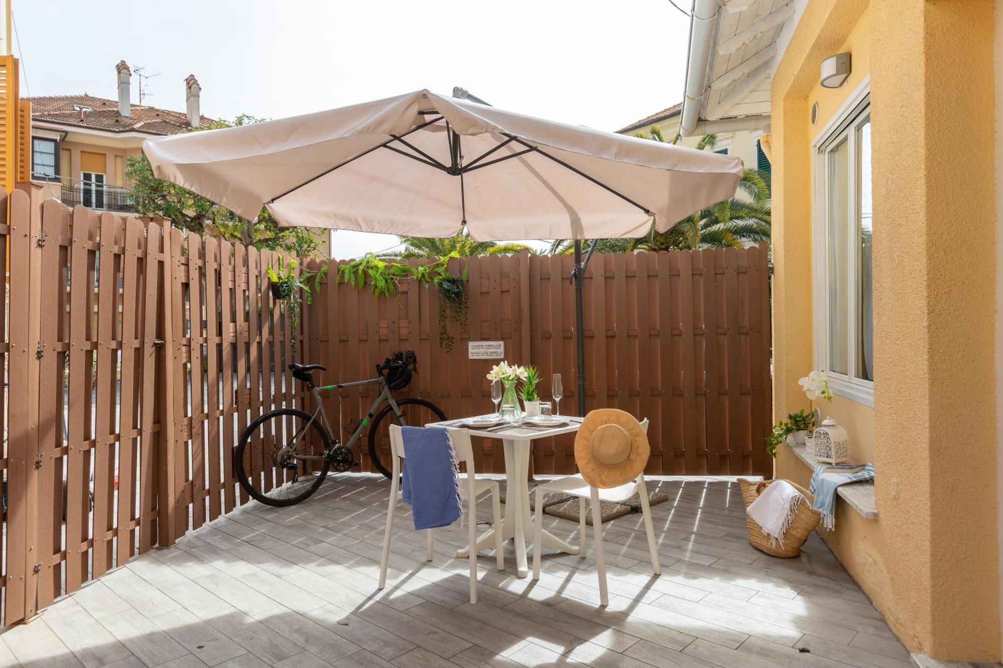 Residence Finale Bike And Beach فينالي ليغوري المظهر الخارجي الصورة