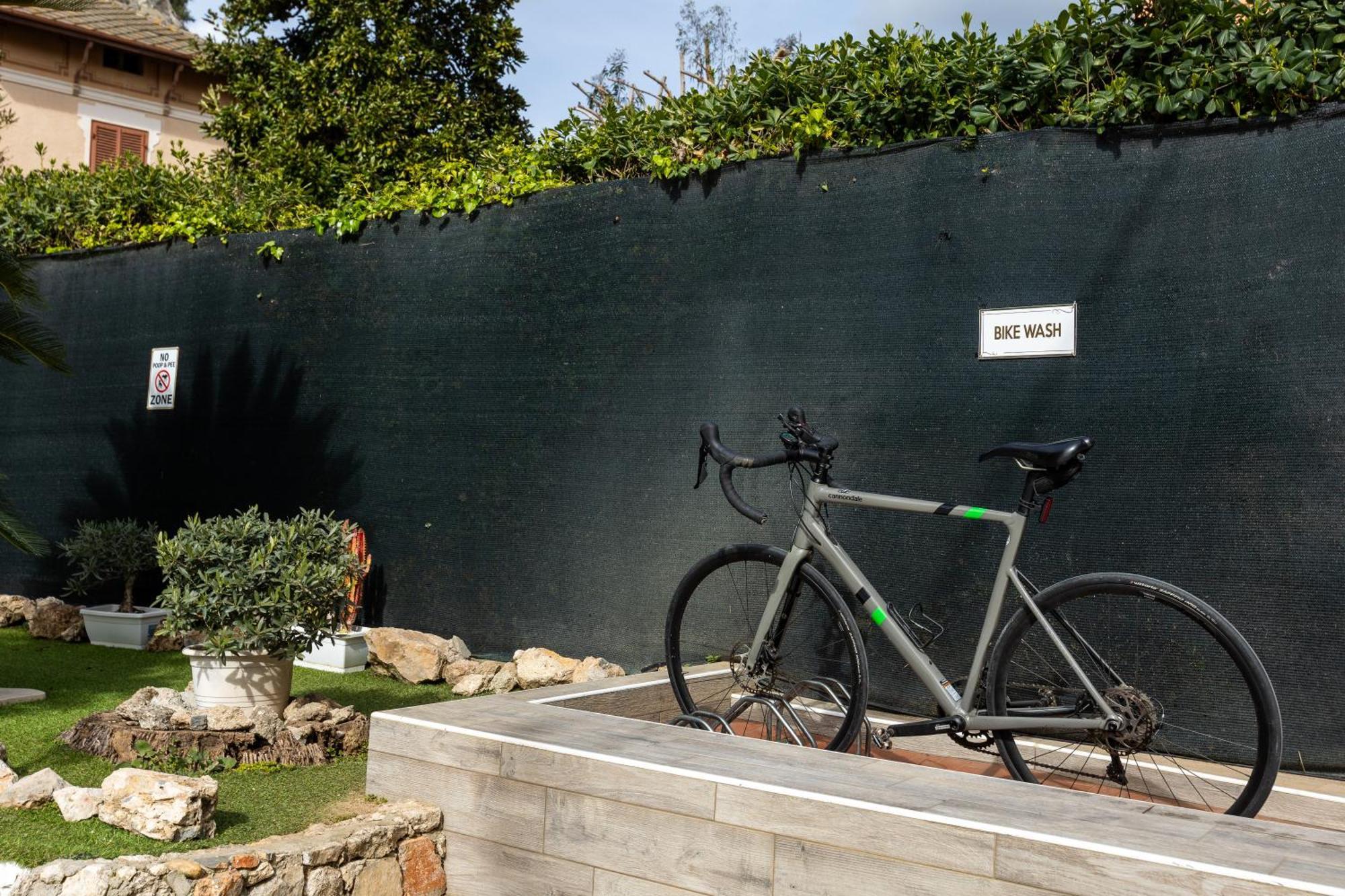 Residence Finale Bike And Beach فينالي ليغوري المظهر الخارجي الصورة